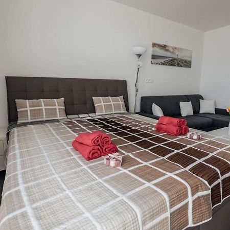 Apartman 15 Mymara Besenova Exterior photo