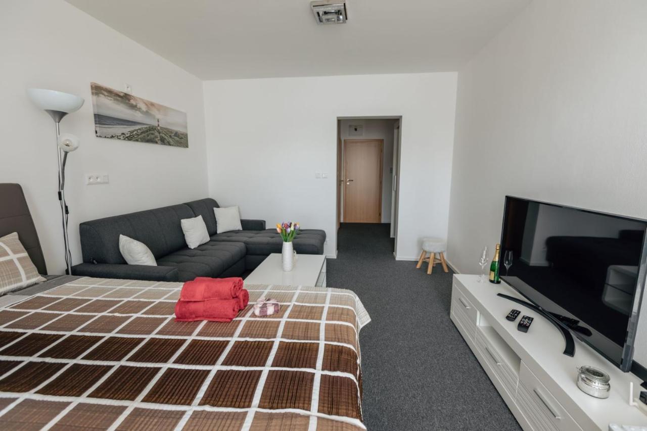 Apartman 15 Mymara Besenova Exterior photo
